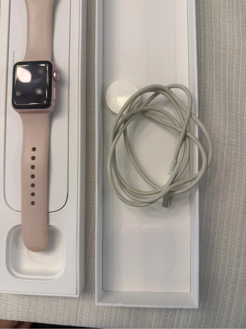 Apple Watch Series 2, 38 MM Pink Sport Band